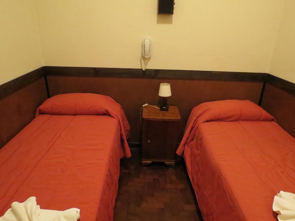 Hotel Raglan Mar del Plata Habitación foto